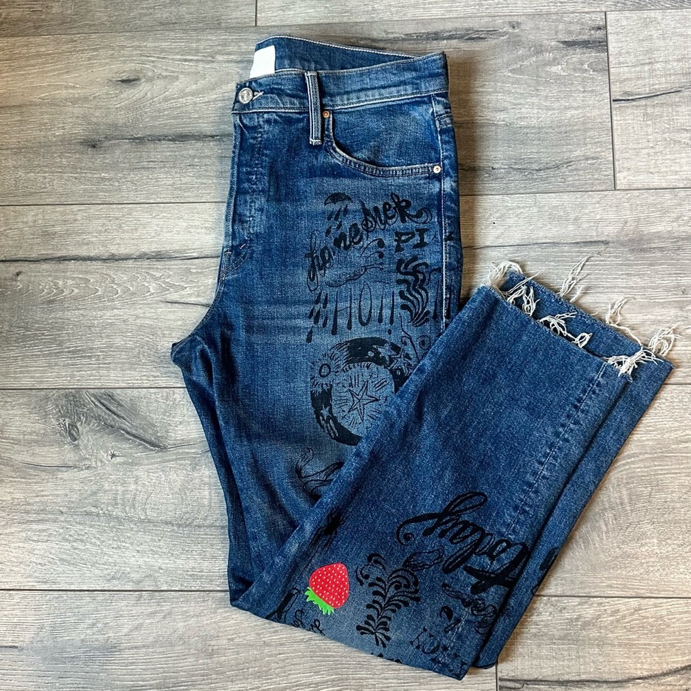 MOTHER Blue Jeans with Black Graphic Print - Picture 3 of 9